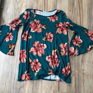 Floral bell sleeve tunic